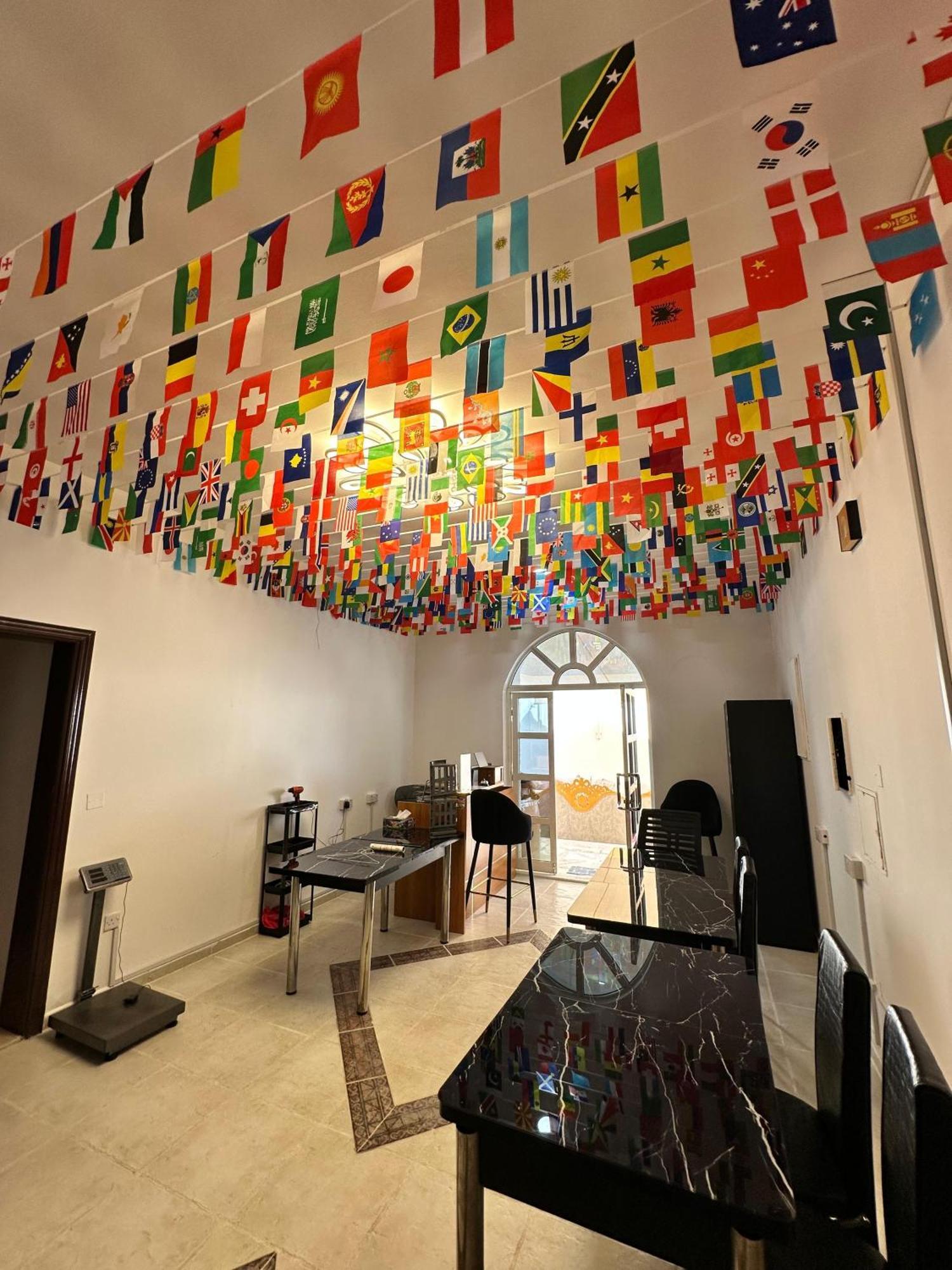 International Abu-Dhabi Hostel Villa Abu Dhabi Buitenkant foto