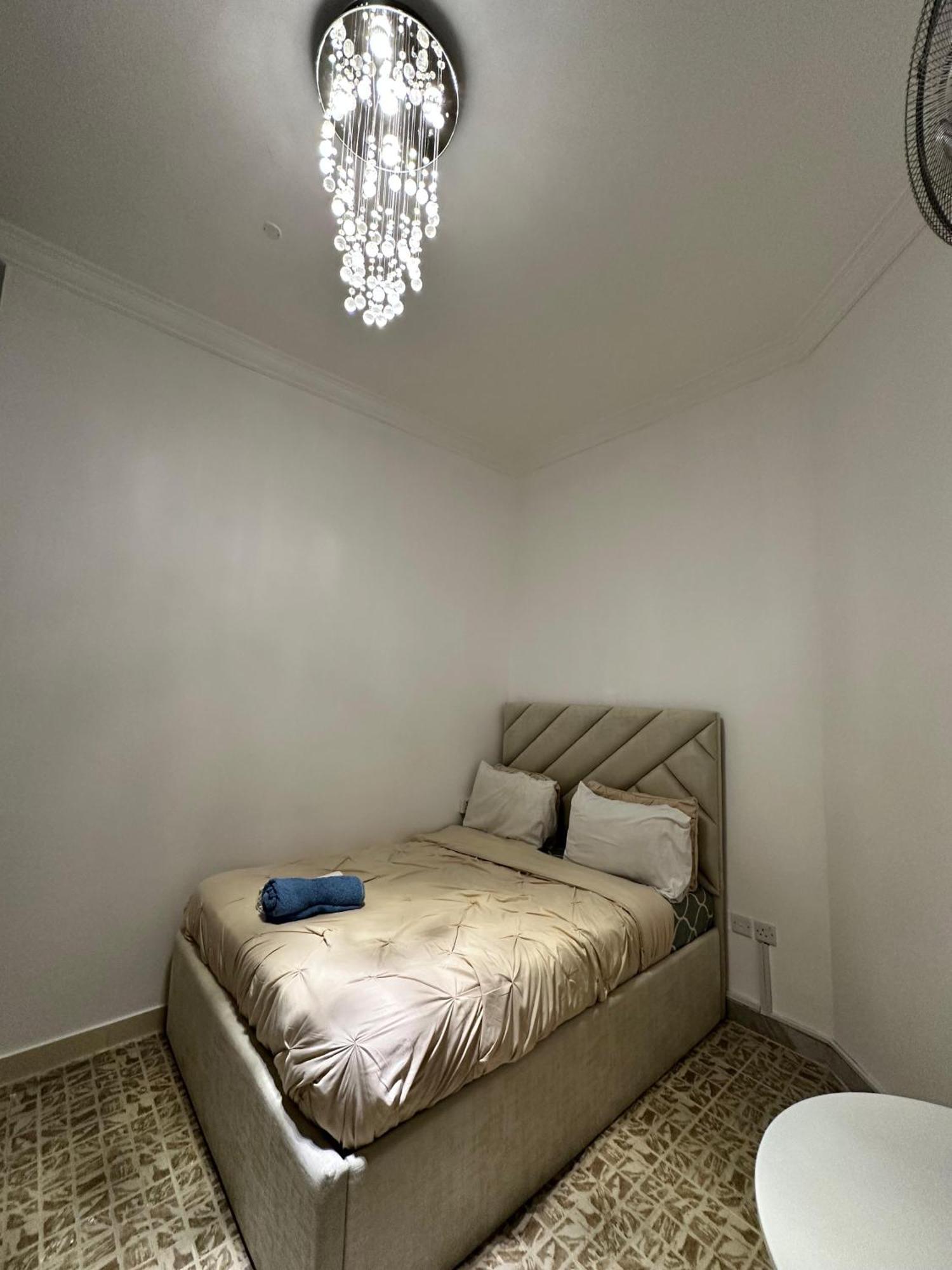 International Abu-Dhabi Hostel Villa Abu Dhabi Buitenkant foto