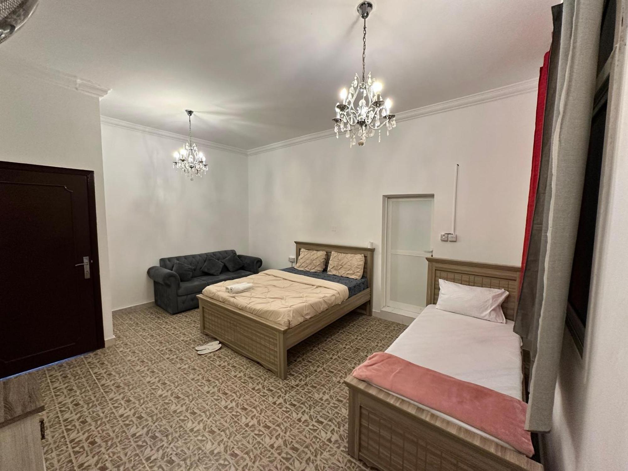 International Abu-Dhabi Hostel Villa Abu Dhabi Buitenkant foto