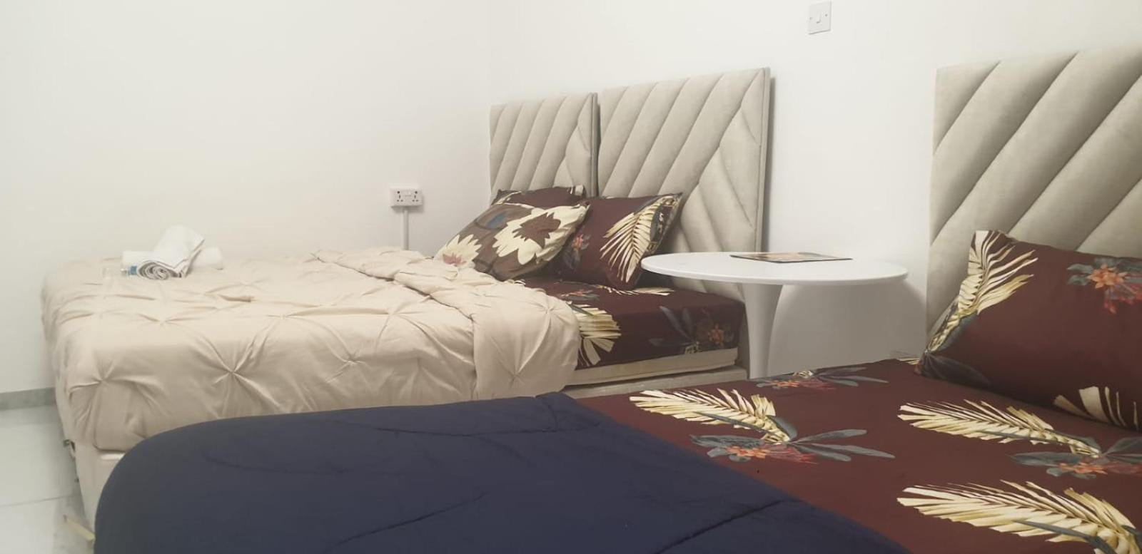 International Abu-Dhabi Hostel Villa Abu Dhabi Buitenkant foto